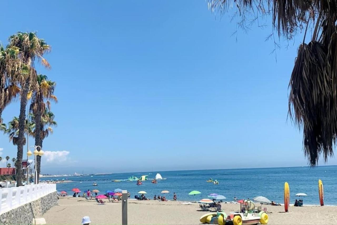 Precioso Estudio Frente Al Mar Con Piscina Benalmadena Luaran gambar